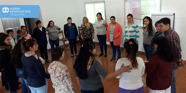 fortalecimiento-familiar-obera2.jpg fortalecimiento-familiar-obera2.jpg